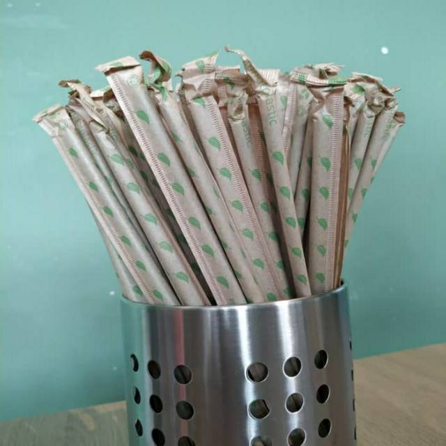

Sedotan kertas / paper straw higienis steril size 6mm x 210mm kualitas bagus food grade