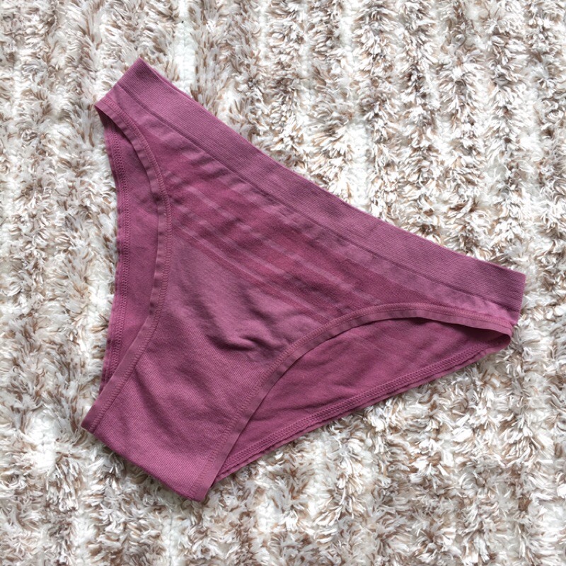 Victoria Secret panty size XS dan S