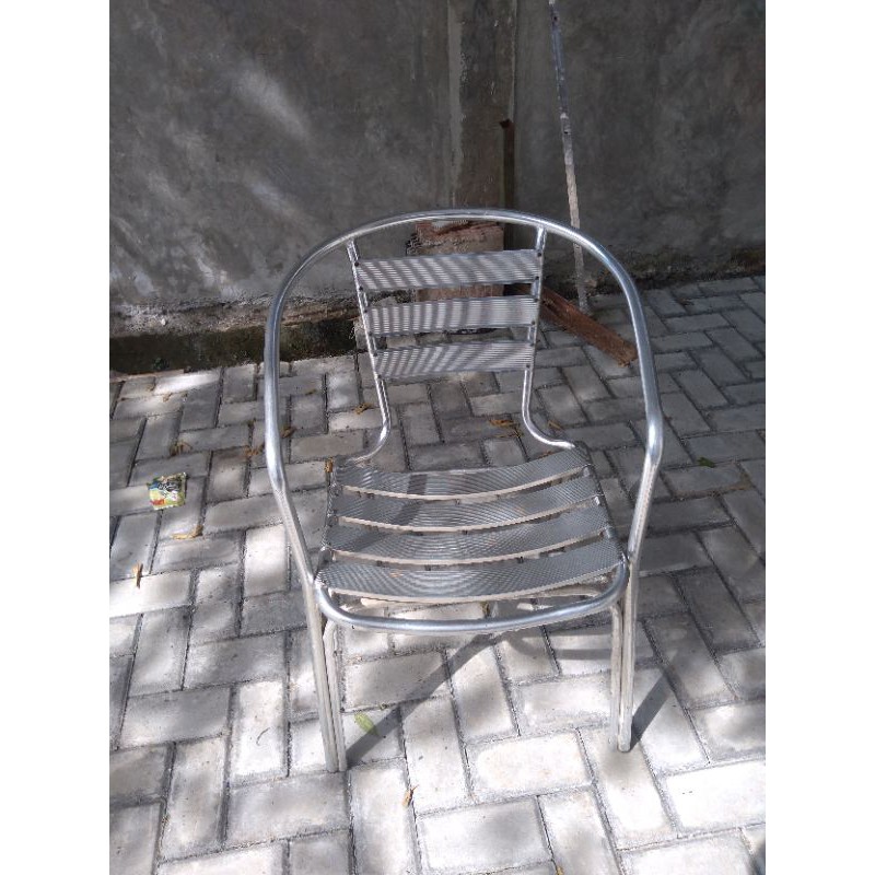 kursi kijang bina karya