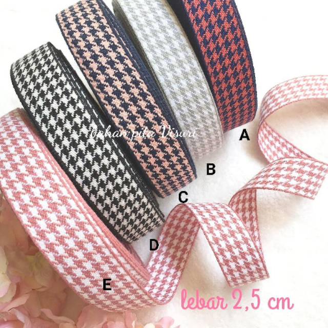 Pita Houndstooth 2,5 cm per 1 yard (90 cm )