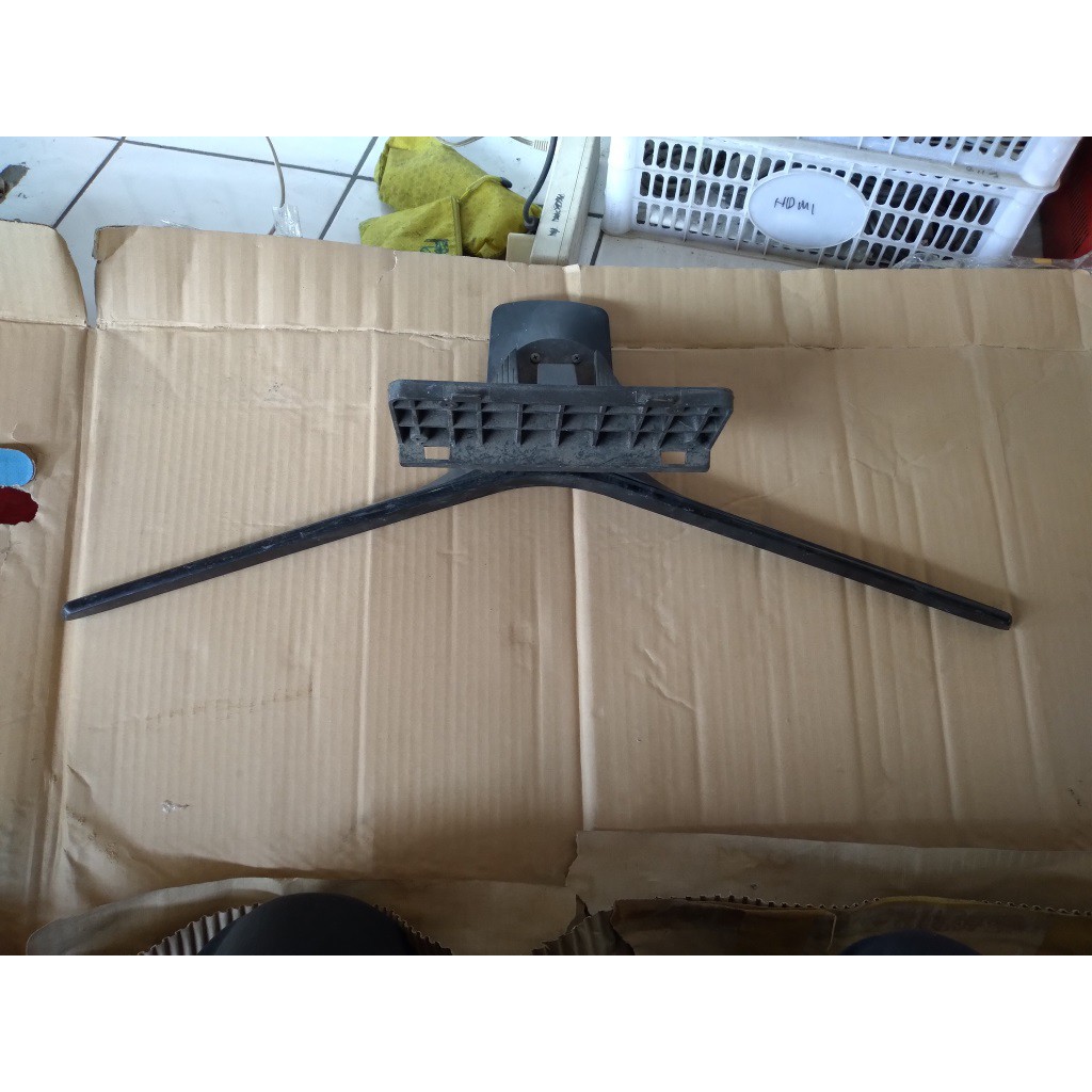 Pedestal  stand tv  dudukan tv  kaki tv led Samsung 40 inch  UA 40J5000 40J5100  40J5200 5500