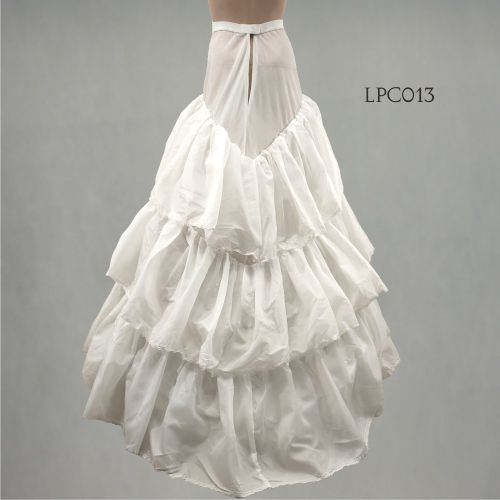 [SIAP KIRIM] PETTICOAT EKOR PENGEMBANG ROK DRESS BRIDAL PUTIH 2 RING LPC013