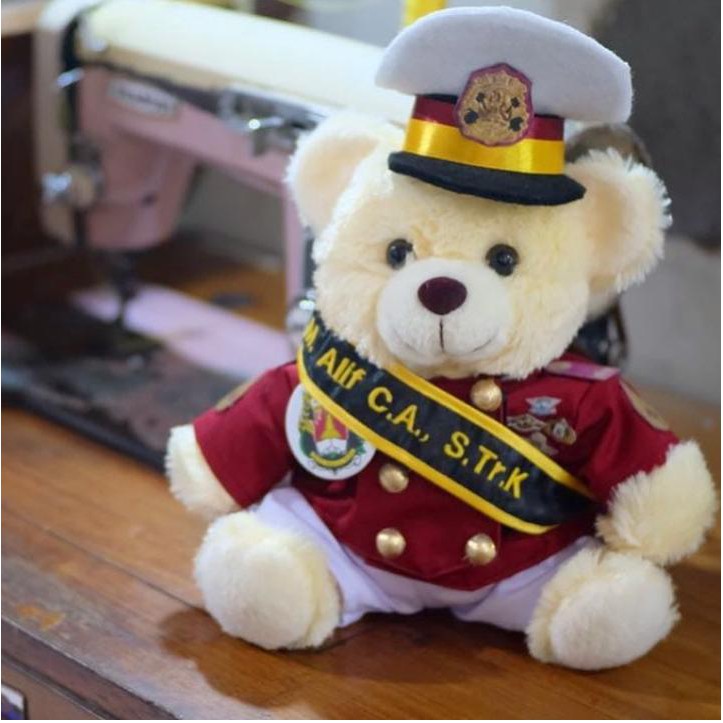 Souvenir Wisuda Boneka Pelantikan Polisi Polwan