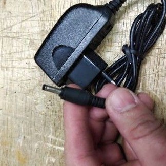 charger travel charger nokia 7210 jadul colokan besar MEREK ORIGINAL , GOKU DAN HK MANTUL MURAH