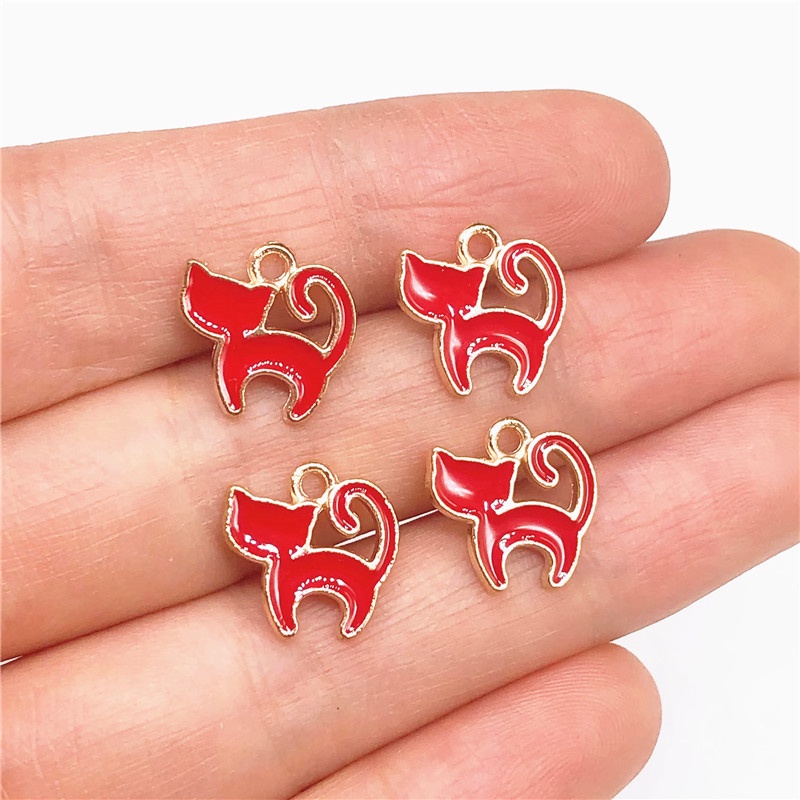 4 Pcs Liontin Kalunggelanganting Model Kucing Kecil Bahan Alloy Untuk Wanita