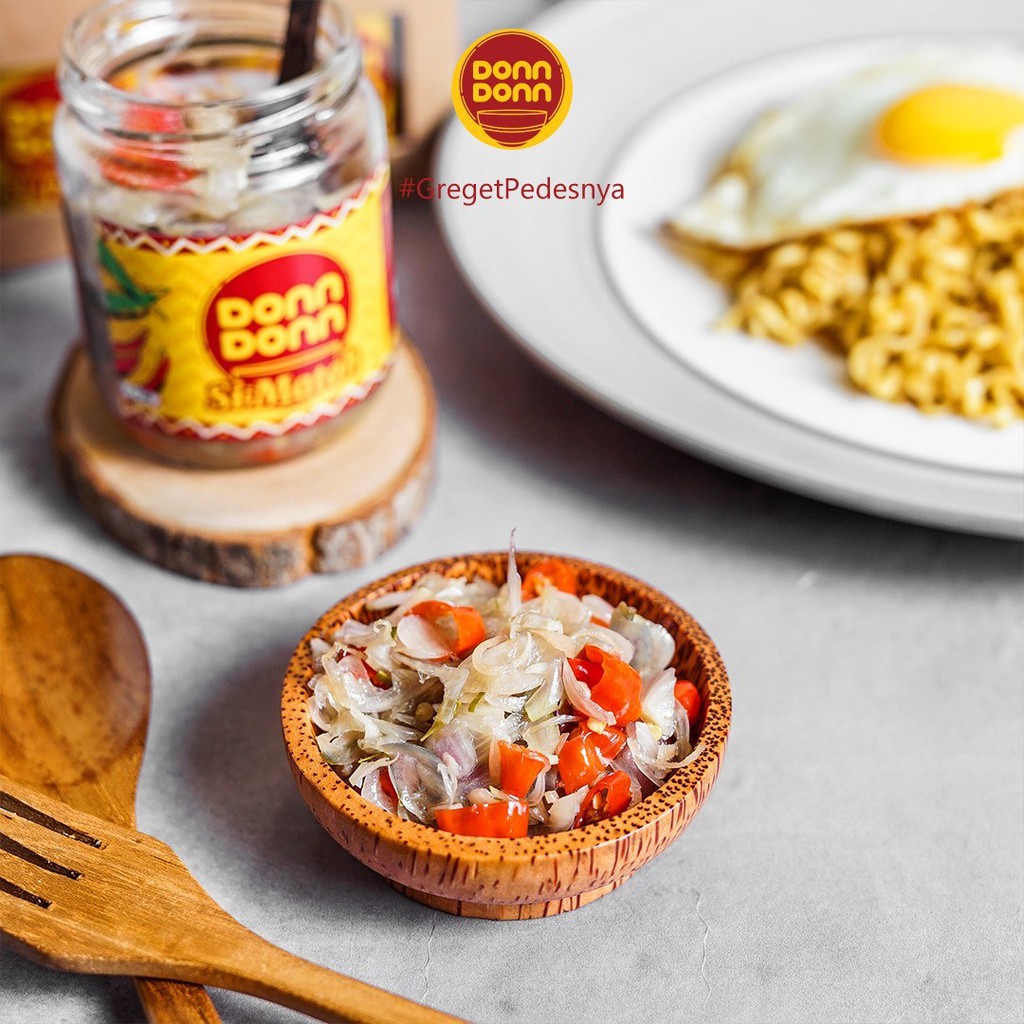 

SAMBAL CHILI OIL / MATAH / BAWANG PEDAS HOMEDADE FRESH SETIAP HARI 1KG