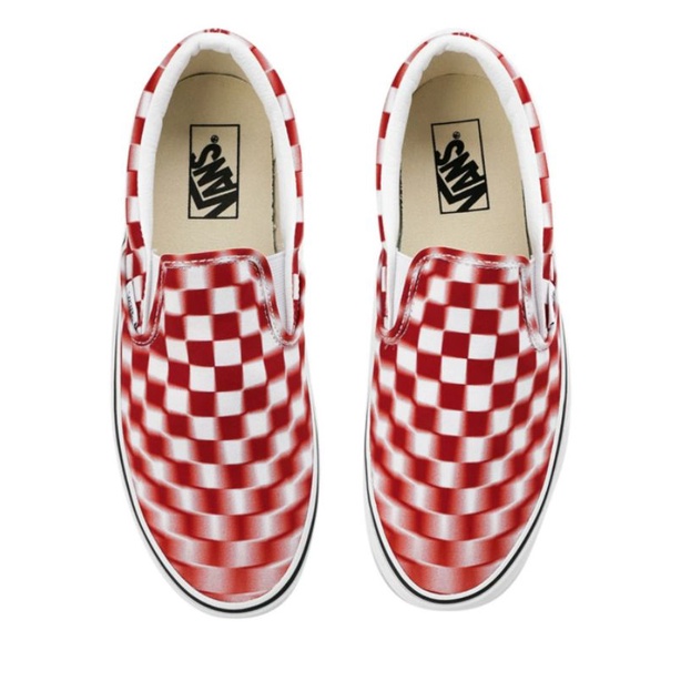 vans slip on checkerboard blur red