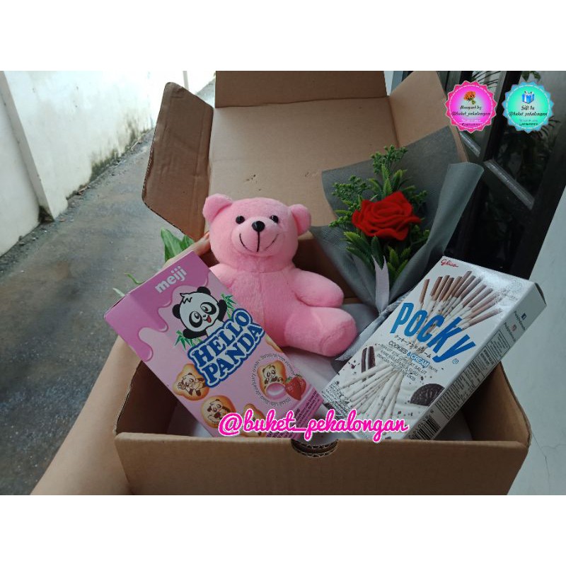 

Box gift / hampers / birthday gift / kado wisuda / wedding gift / baby gift