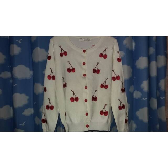 Cardigan Cherry