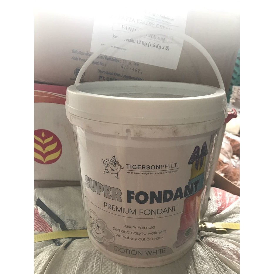 

SUPER FONDANT WHITE 5KG