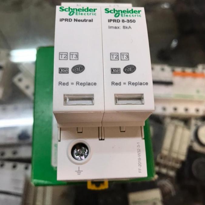 Surge Arrester Type 2 Acti9 iPRD8r 1P+N 8kA Schneider A9L08501 ada stock