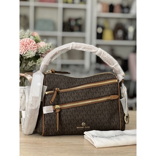 MK lorimer medium sign brown