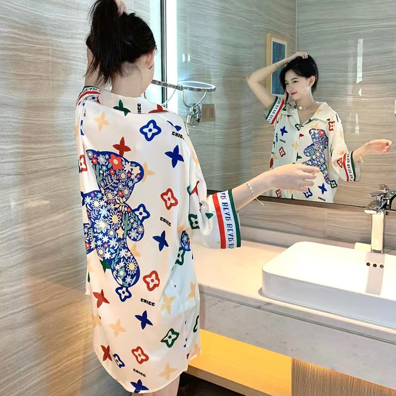 piyama wanita tipis/2022 versi Korea baru dari baju tidur sutra es bernapas