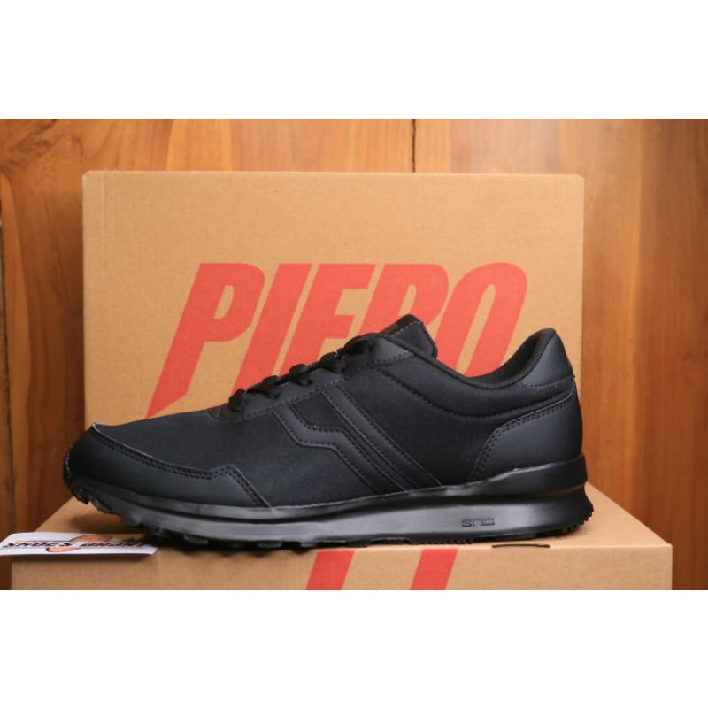 Piero City Core B All Black