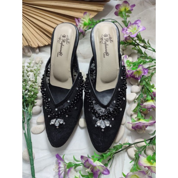 sepatu v mozza hitam 9cm