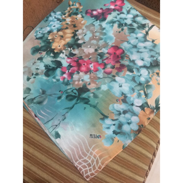 Hijab Turki segiempat katun/voal, Miss Color, ukuran 120 cm