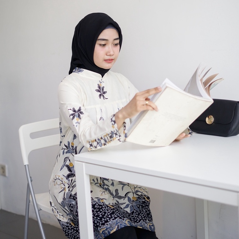 Baju Batik Wanita Modern Atasan Blouse Batik Kerja Kantor Wanita Motif Akar