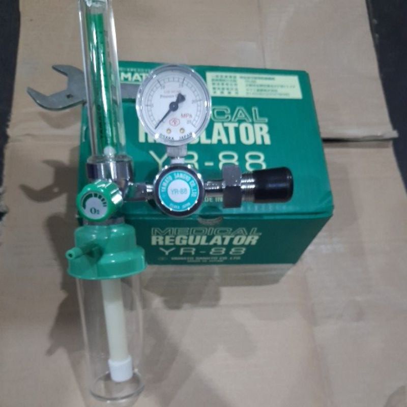 Regulator Medical / Medikal Oxygen / Oksigen YAMATO SANGYO YR 88 Regulator Made in Japan (Osaka)