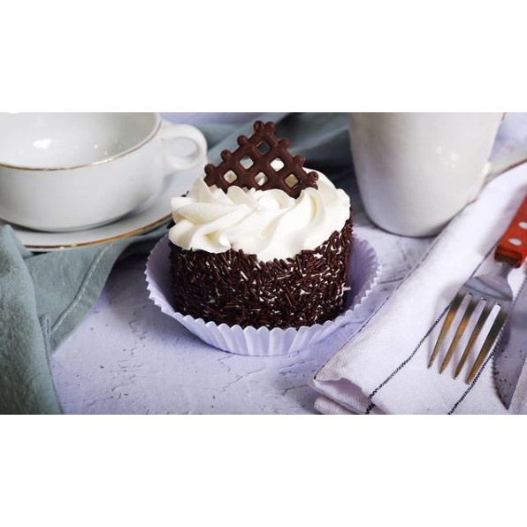 

Kue Ulang Tahun Black Forest Roll Mesis Cream Putih - Mini Cake