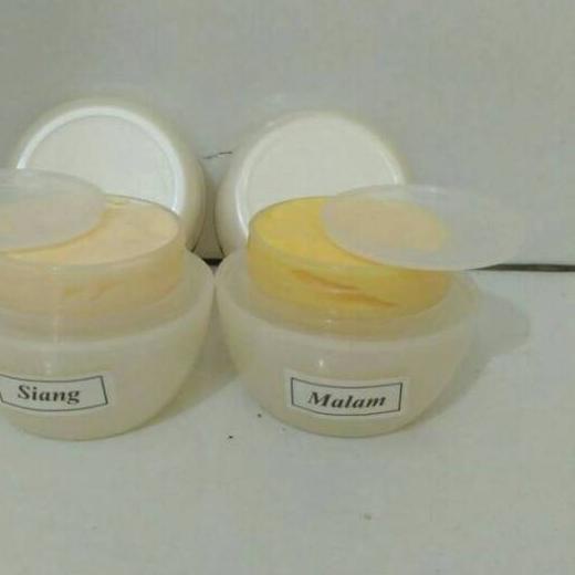 ◊ Cream Biosoft Bandung Pot Mutiara Ecer Krim wajah Siang atau Malam ✈