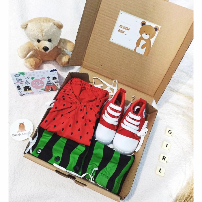 

Hampers baby girl watermelon kado bayi perempuan unik
