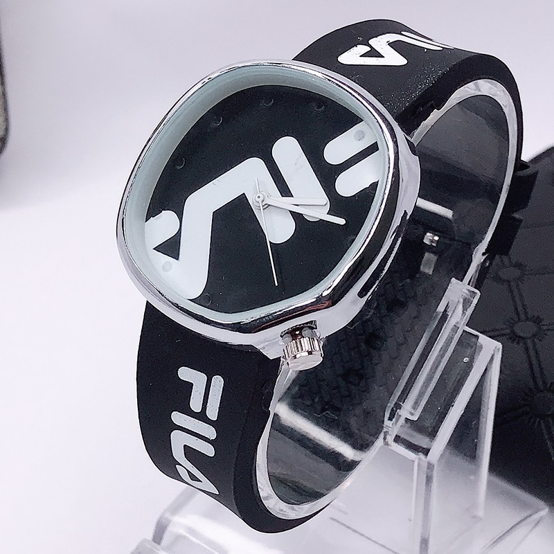 Jam Tangan Wanita Analog Quartz Movement Tali Rubber Strap Women Watch