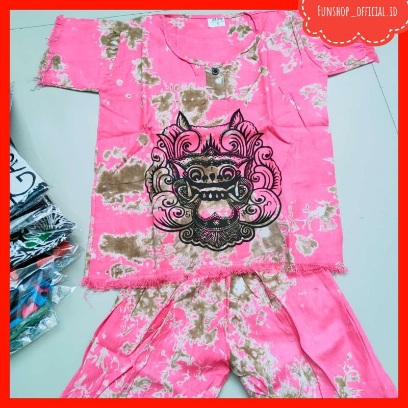 Setelan Baju dan Celana Pendek Motif Gambar Barong Bali Cewek / Cowok warna pink
