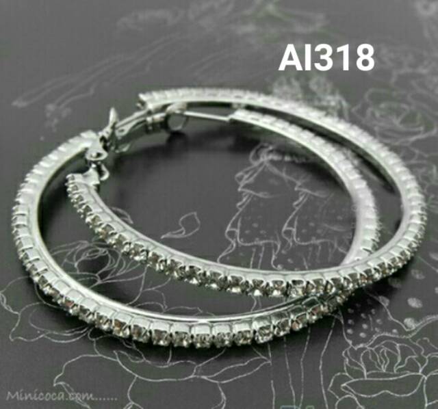 Anting hop lingkaran kristal AI318