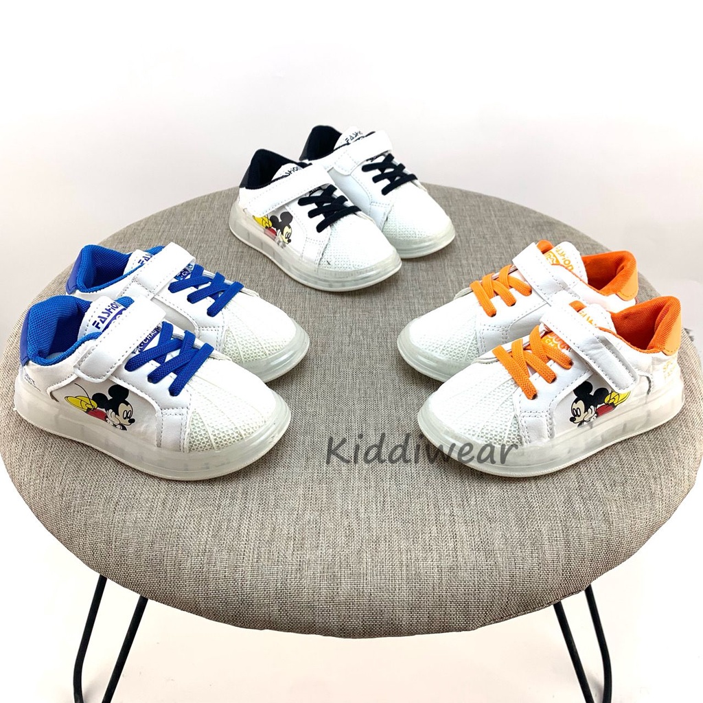 (Kiddiwear) Sepatu anak Led MBK74