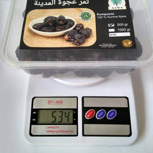 

Kurma Ajwa 500 gr/Kurma Nabi Asli Madinah Best Quality KURMA AJWA/Kurma Ajwa 500 gr Asli Madinah / Ajwa Asli Original Kurma Nabi Premium