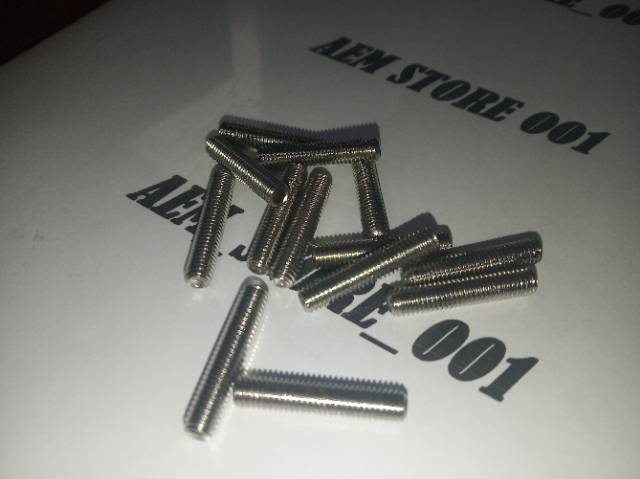 L tanam M5 x 25 (2.5cm) stainless 304