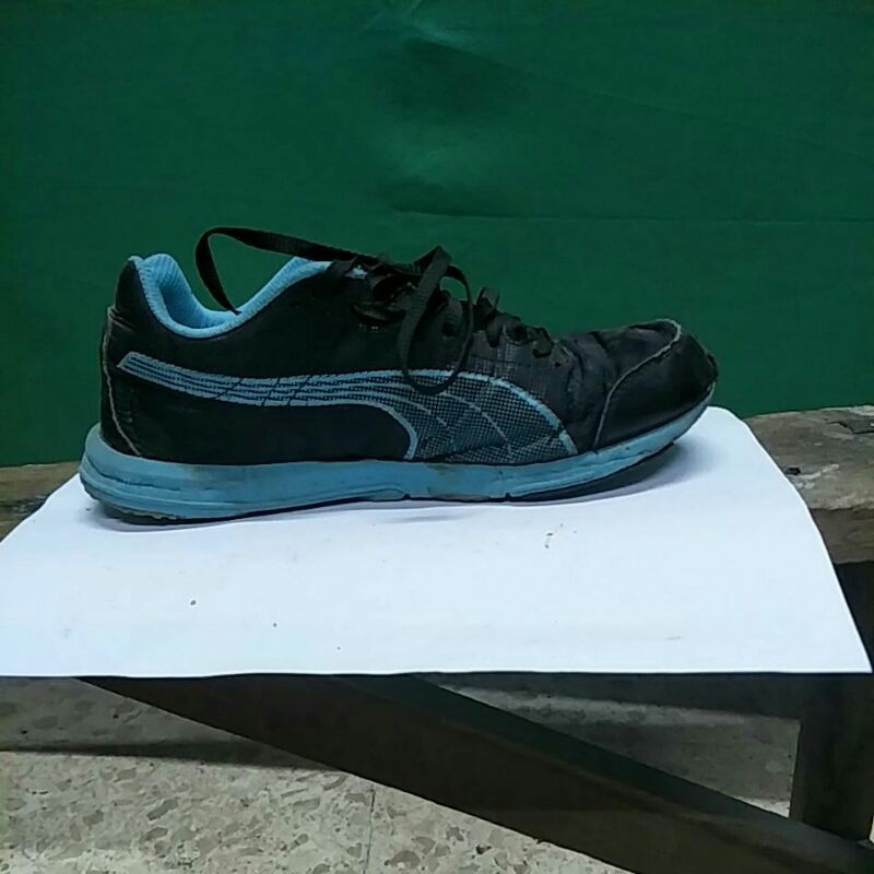 Sepatu Puma Olahraga wanita size 37 original