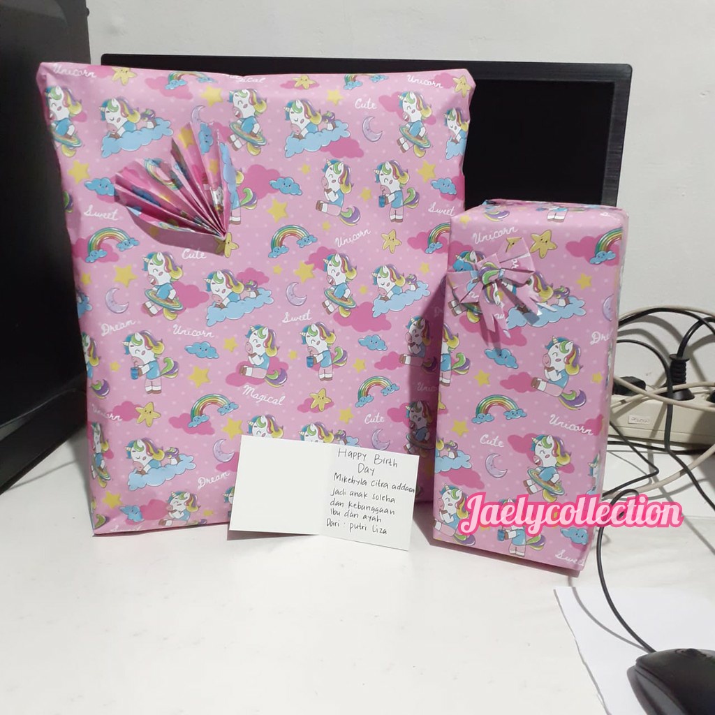 

Kertas Kado Unicorn bungkus kado plus bubble wrap kartu ucapan Kado ultah Anak