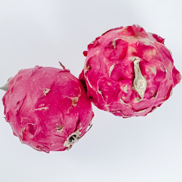 

Buah Naga Merah 1 kg - Locarvest