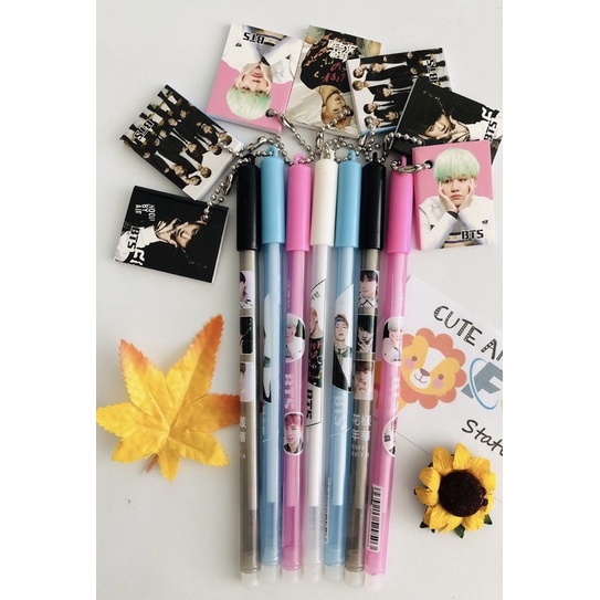 

PULPEN GEL GANTUNG NOTES MEMBER Bi Ti iS | BULPEN GANTUNG NOTES KARAKTER KPOP