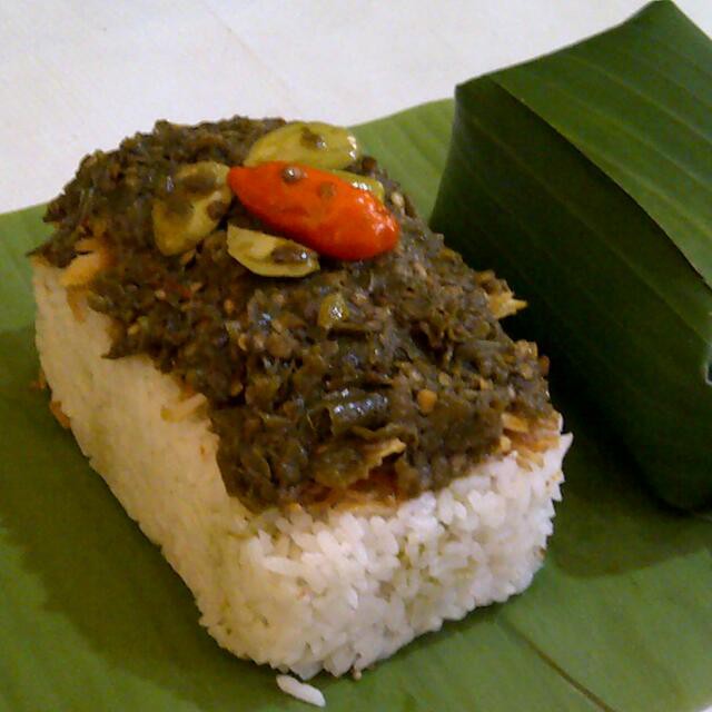 

Nasi Ayam Lombok Hijau / Sambel Ijo / Sambal Ijo