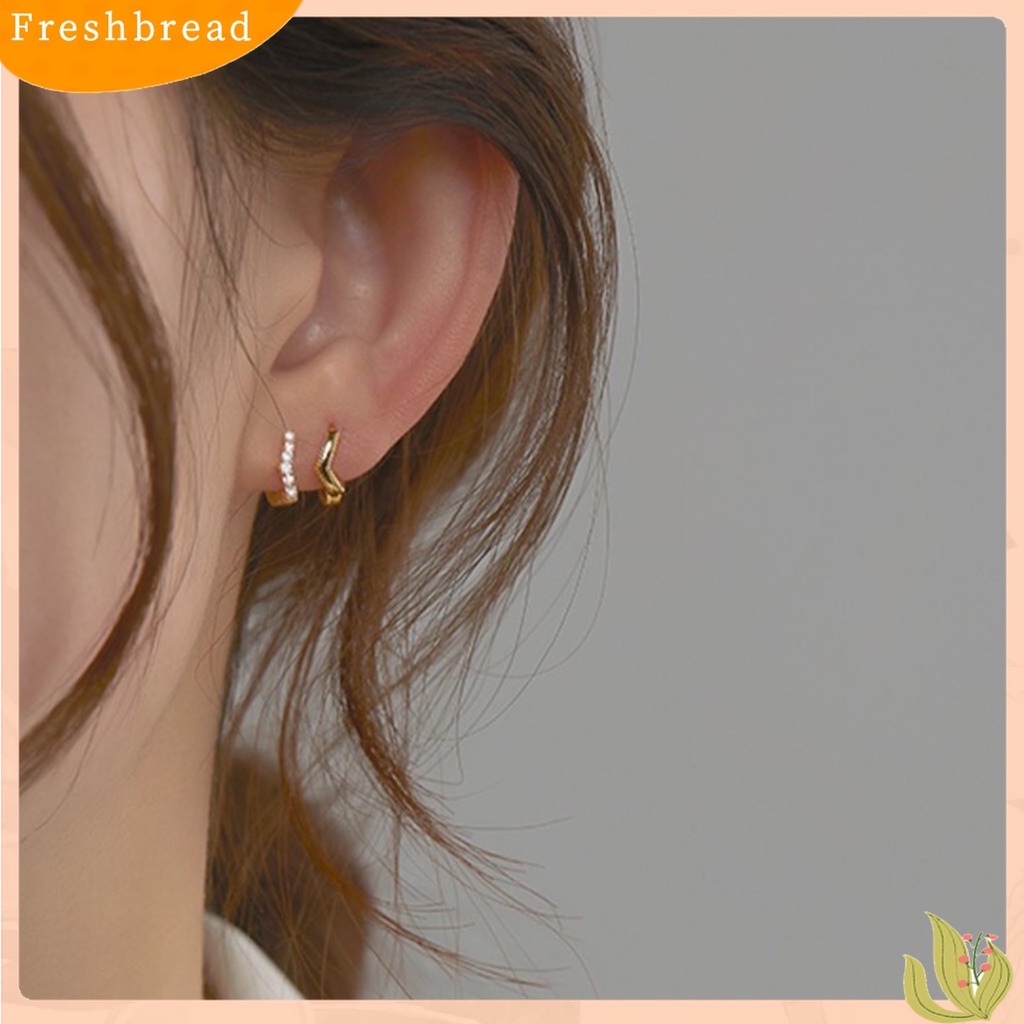 Terlaris Earring Rhinestone Elegant Women Trendy Mini Ear Stud for Dating