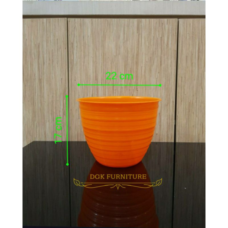 Pot Bunga Tawon Guci Pot Bunga Madu Orange Murah Plastik Diameter 22 cm