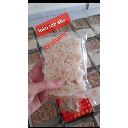 

KUE TUNANGAN/NIKAH BHI PHANG HALAL VEGETARIAN