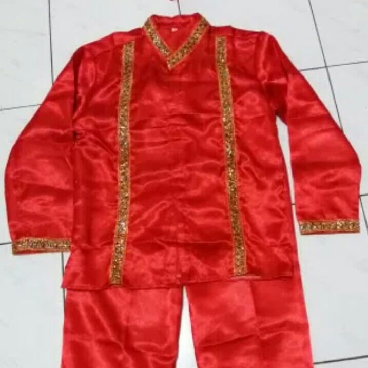 Baju adat makasar cowok size S dan M