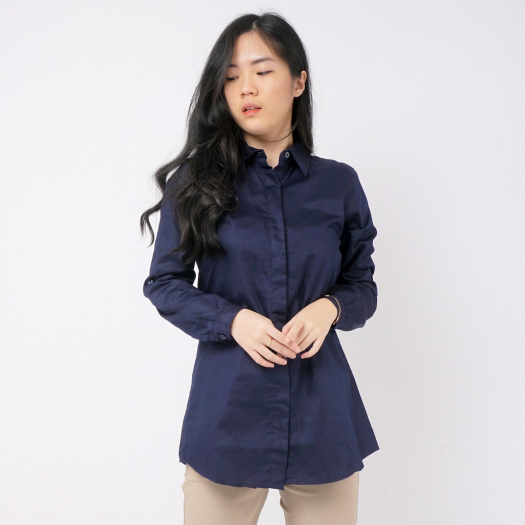 Kemeja Wanita Polos Lengan Panjang Slimfit - Biru Navy - Aura Catalogue Slimfit Plain Shirt