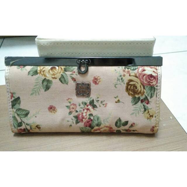 Dompet Anna Sui Pink