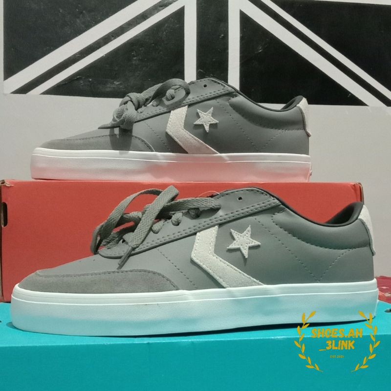 CONVERSE COURTLANDT LEATHER AND SUEDE MASON