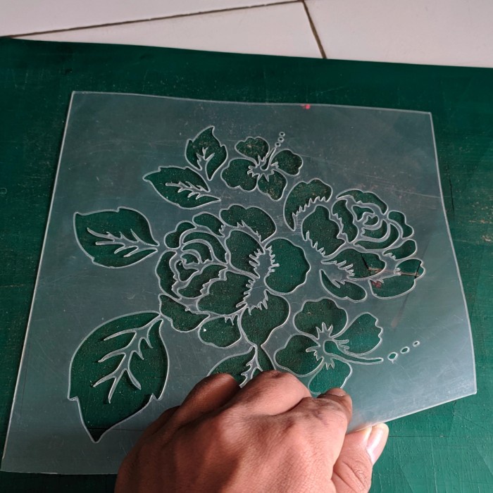 

Limited Stencil Dinding Motif Bunga2 Ukuran 23*23Cm Bahan Tebal Sale!!!