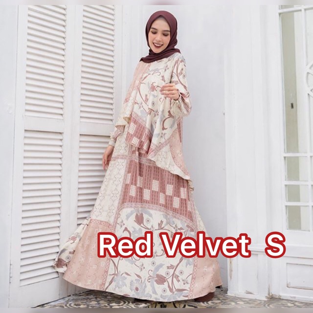 Rumi Dress Wearing Klamby