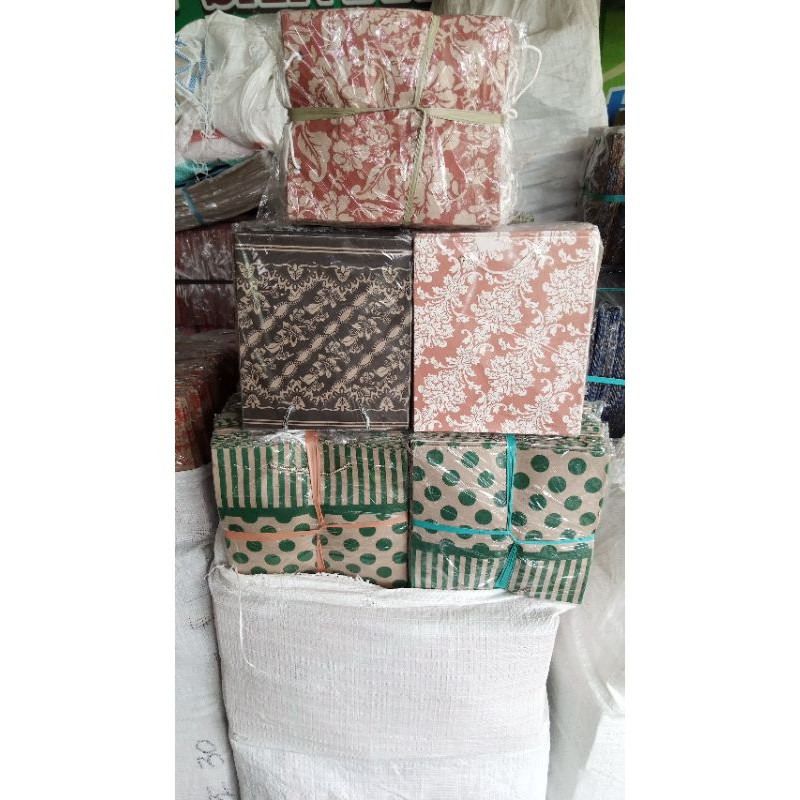 

tas kertas batik