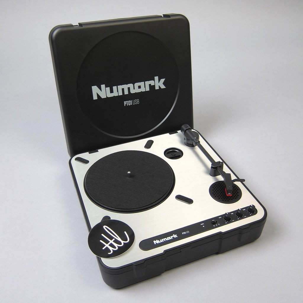 Numark PT01 USB PT-01 PT 01 USB Portable Vinyl Turntable