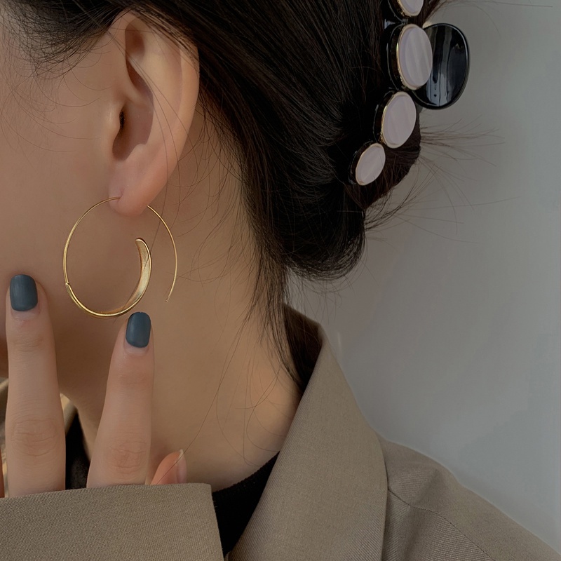 Anting Bulat Vintage matte craft Untuk Wanita Aksesoris Telinga Korea