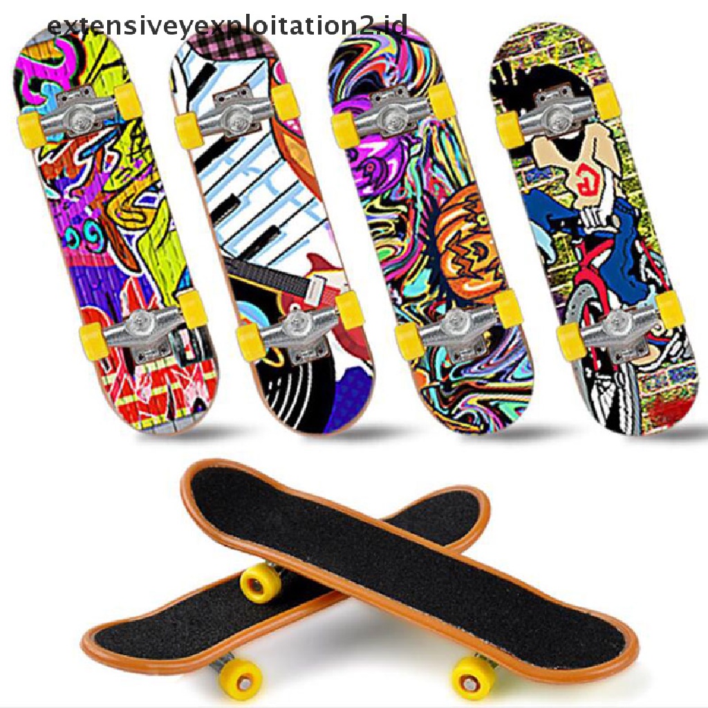 (Hotter) 1pc Mainan Skateboard Jari Mini Warna Random Untuk