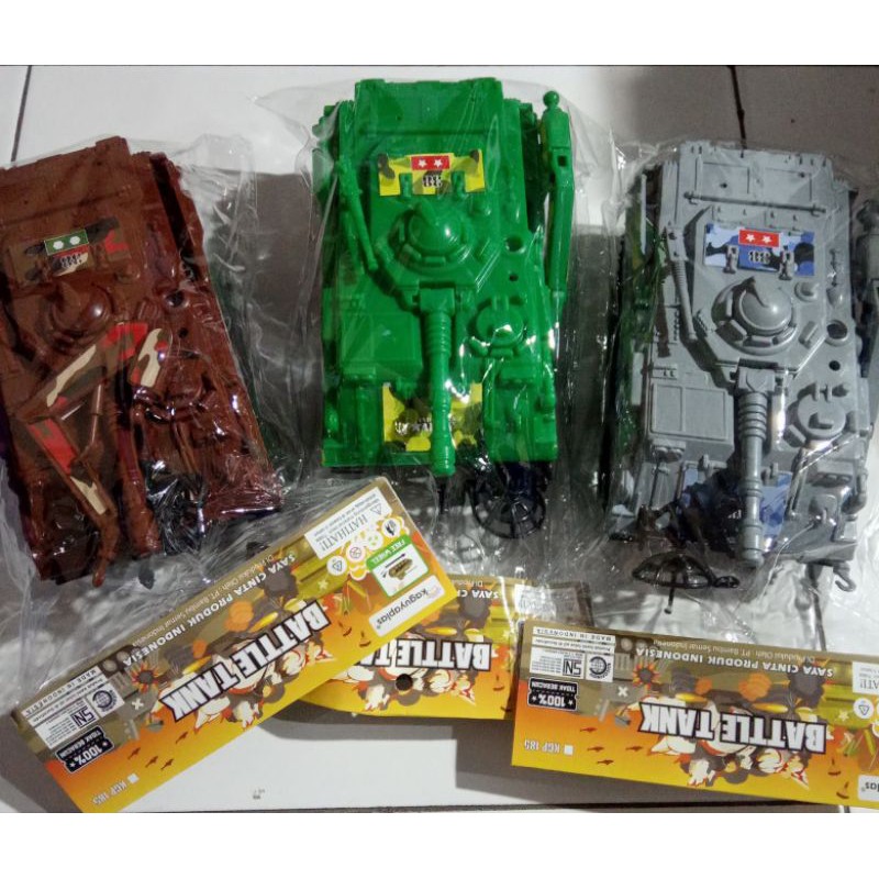 MOBILAN TANK TENTARA PERANG